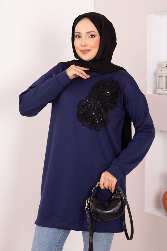 Tunique hijab Oysho brodée de fleurs bleu marine