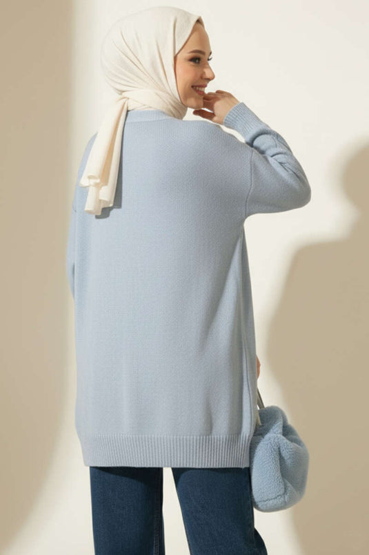 Babyblauer Strick-Cardigan Mit Blumenmuster