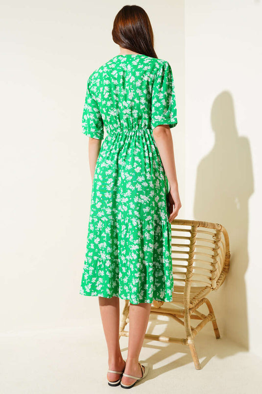 Robe verte à fleurs, taille élastique et manches courtes