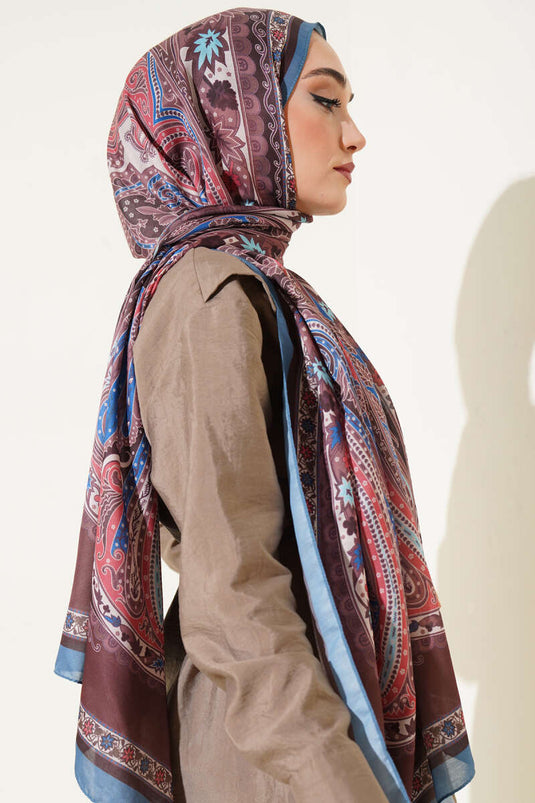 Sjaal met bloemenmotief en etnisch patroon, olieverf