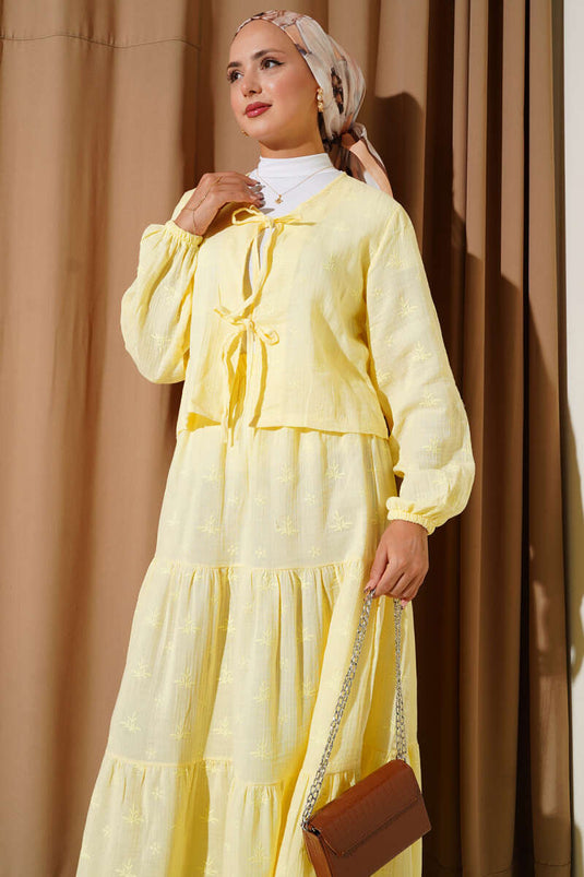 Çiçekli Yaprak Nakışlı Etekli İkili Takım Sarı