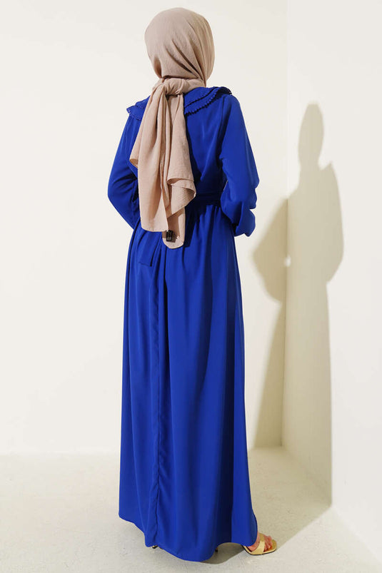 فستان بحزام وياقة مزدوجة للبنات الصغيرات باللون الساكسوني