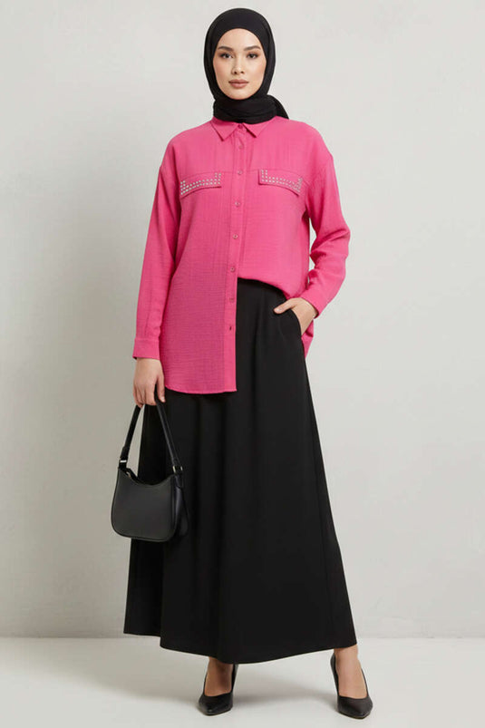 تونيك مزين بالدبابيس مع جيبان بغطاء باللون الفوشيا