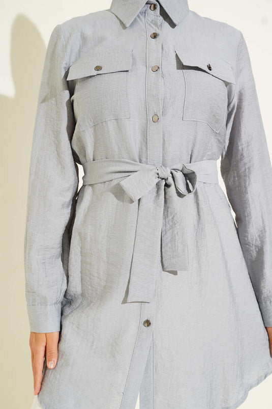 Tunique grise à double poche et ceinture nouée