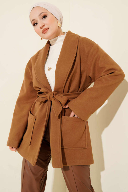 Çift Cepli Kruvaze Kuşaklı Kısa Kaban Camel