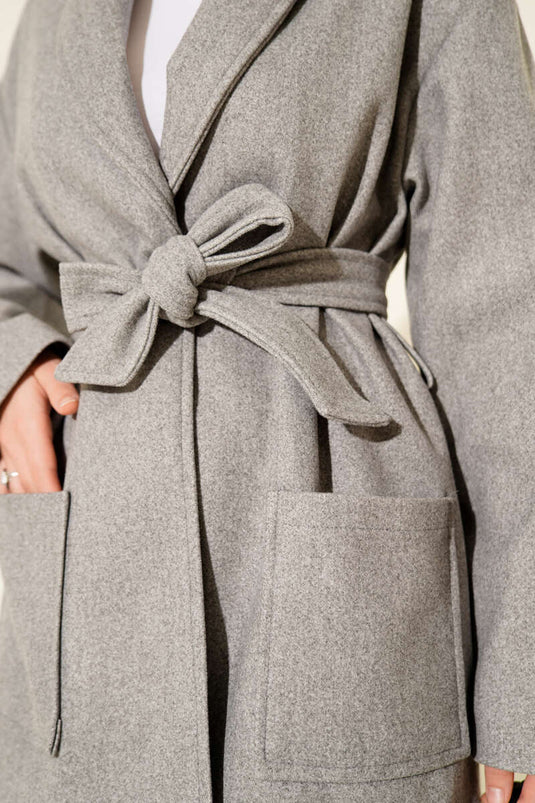 Manteau court croisé à double poche et ceinture, gris