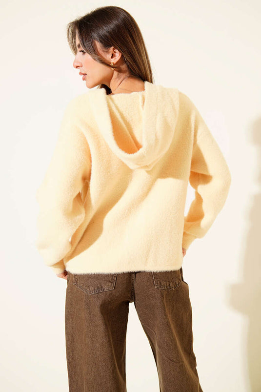 Çift Cepli Metal Düğmeli Kapüşonlu Hırka Sarı