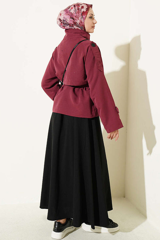 Kort Trenchcoat Met Dubbele Knopen En Riem In Kersenkleur