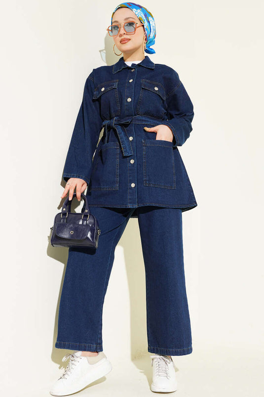 Ensemble deux pièces en jean bleu marine avec double poche poitrine