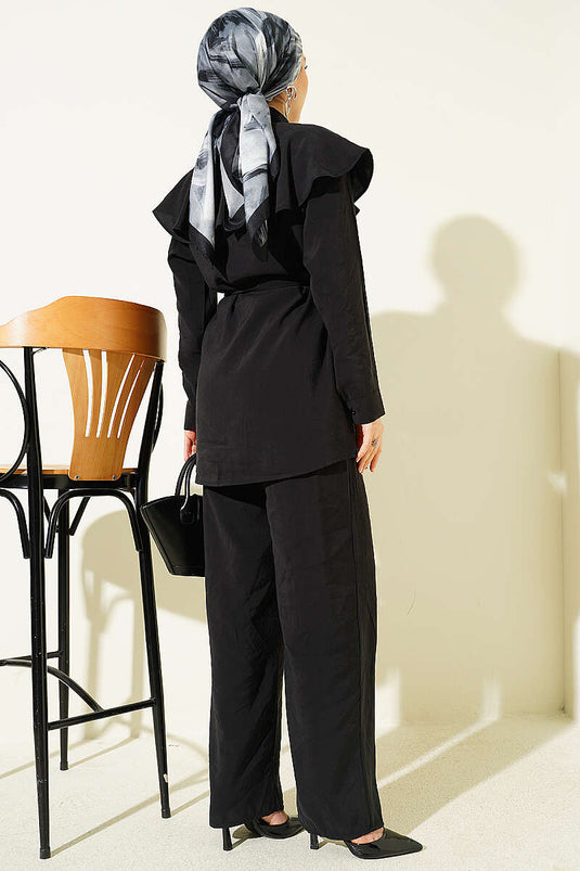 Ensemble double en modal avec détail cape noir