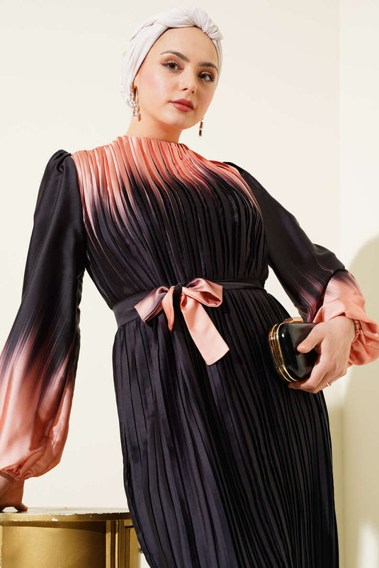 Robe en satin plissée bicolore noire