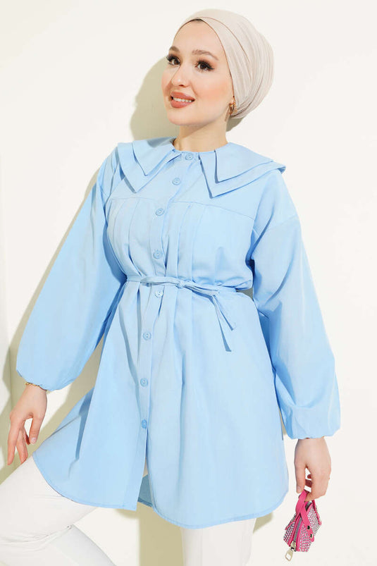 Chemise à double col et ceinture en corde bleu bébé