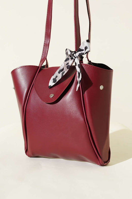 Sac bandoulière à bouton-pression avec foulard, bordeaux