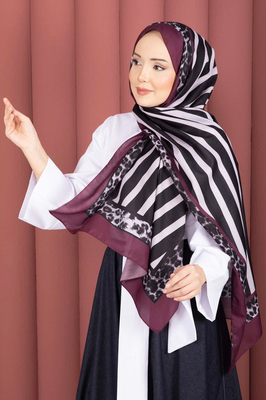 Serie de Pañuelos con Estampado de Rayas y Leopardo en Color Burdeos