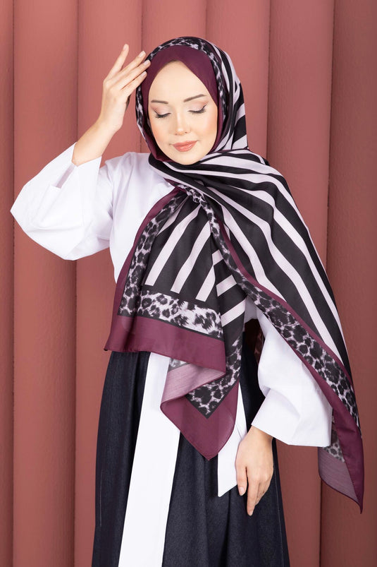 Serie de Pañuelos con Estampado de Rayas y Leopardo en Color Burdeos