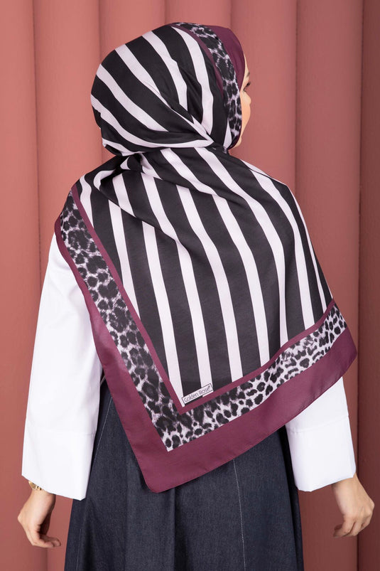 Serie de Pañuelos con Estampado de Rayas y Leopardo en Color Burdeos