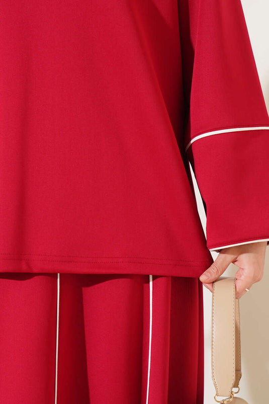 Gestreept gedetailleerd gerokt scuba tweedelig pak bordeauxrood