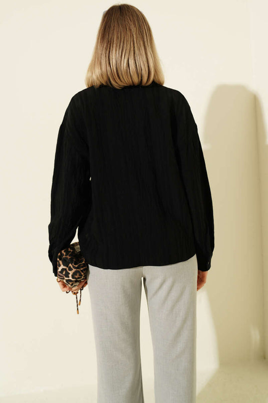 Çizgi Kabartmalı V Yaka Gömlek Siyah