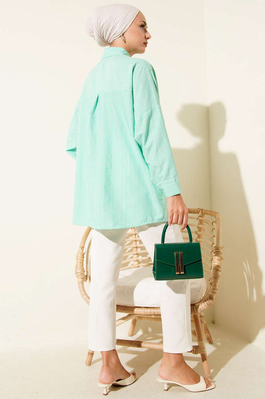 قميص مخطط أساسي كبير الحجم من بينيتون