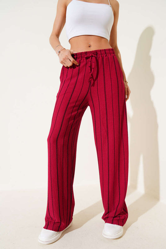 بنطلون كريب مخطط بخصر مرن بلون الكرز