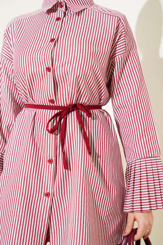 Costume deux pièces rayé à plis à la cheville rouge bordeaux