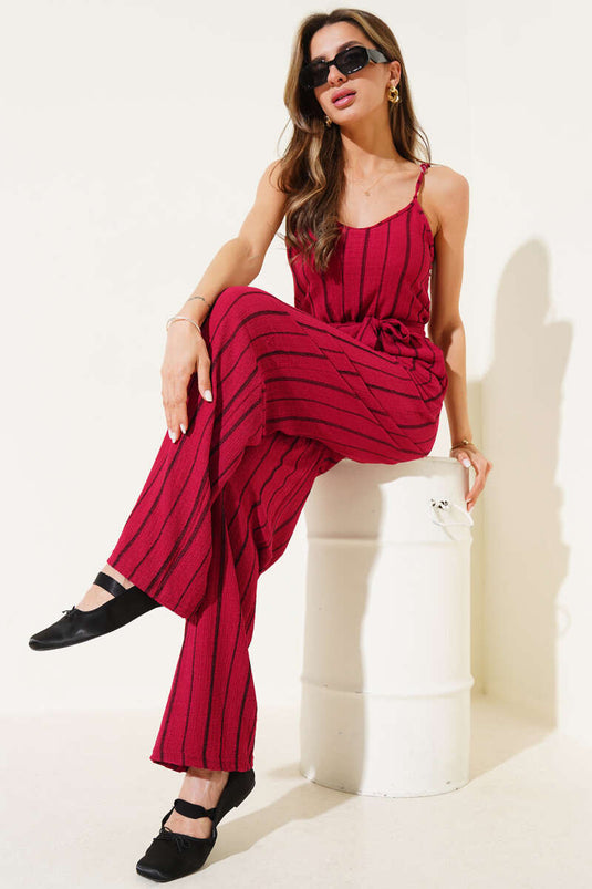 Gestreifter Jumpsuit aus Crinkle-Stoff mit Trägern, Pflaume