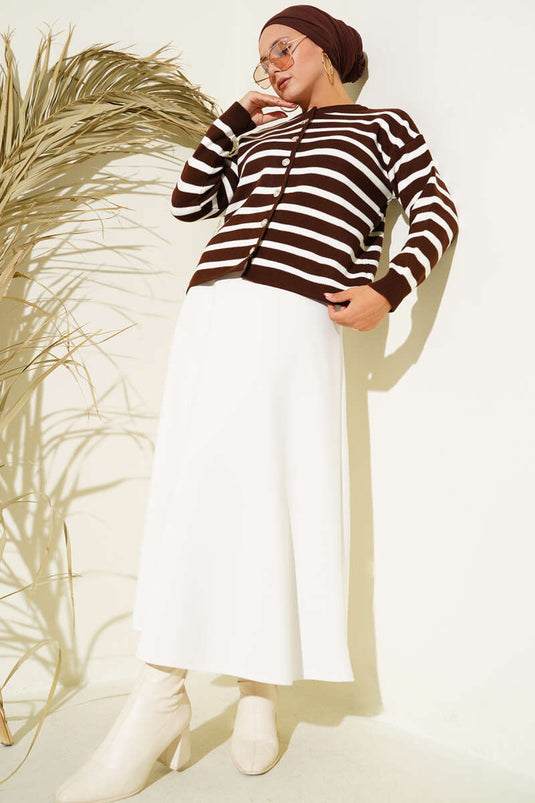 Çizgili Düğme Detaylı Kısa Triko Hırka Kahve