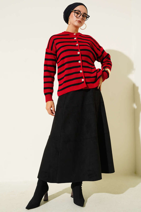 كارديجان قصير محبوك مخطط بأزرار باللون الأحمر