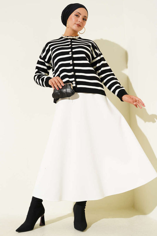 Çizgili Düğme Detaylı Kısa Triko Hırka Siyah