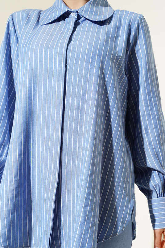 طقم تونيك مخطط بأزرار مخفية من قطعتين باللون الأزرق