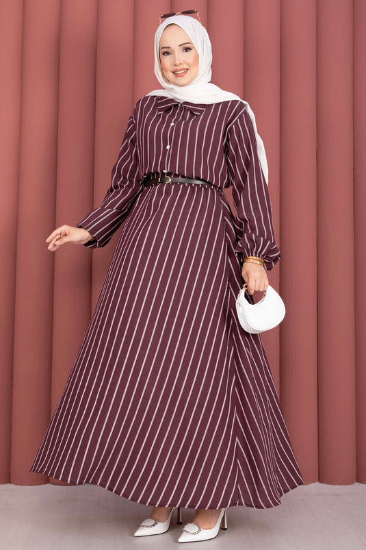 Ensemble deux pièces chemise rayée et jupe bordeaux