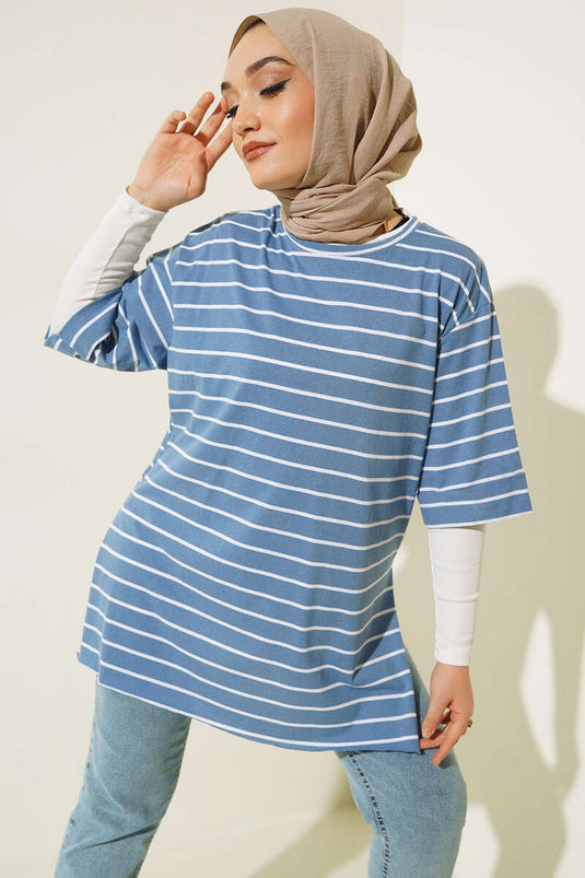 قميص نيلي مخطط