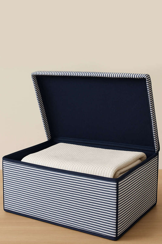 حقيبة تخزين ميجا بوكس بغطاء مخطط باللون الأزرق الداكن