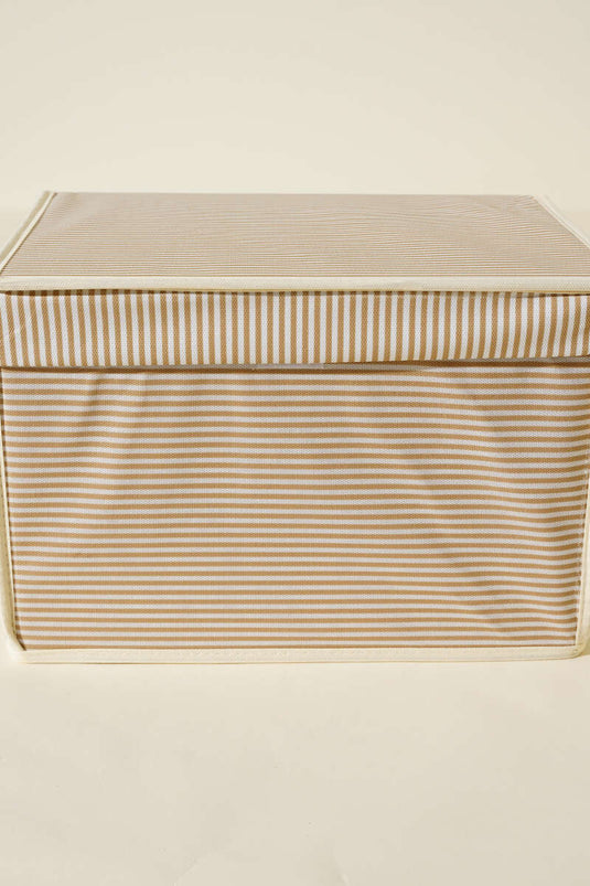 حقيبة تخزين صغيرة بغطاء مخطط باللون الكريمي