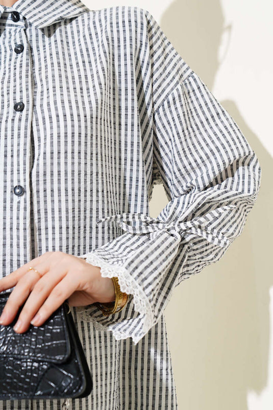 Striped Tunneled Sleeve Seersucker Shirt Black