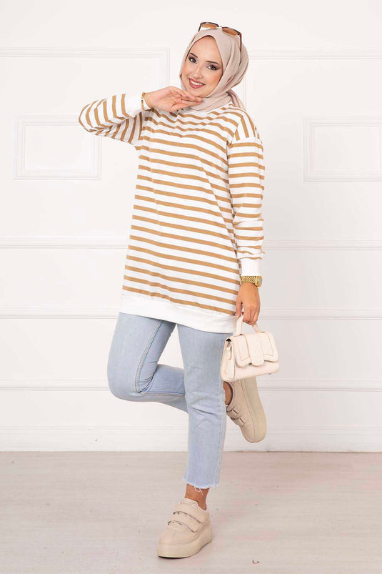 قهوة مخططة بنكهة الحليب والعرق