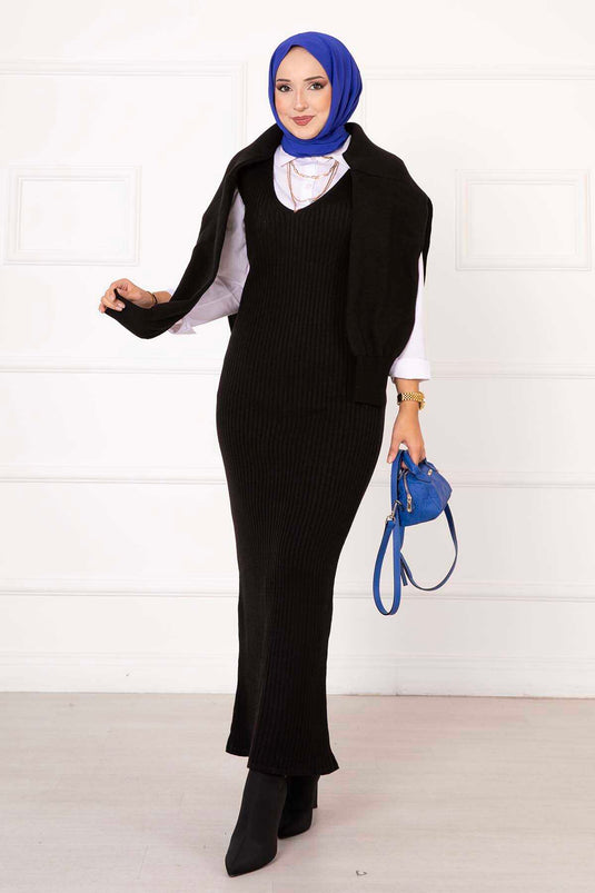 بدلة مزدوجة مقصوصة باللون الأسود