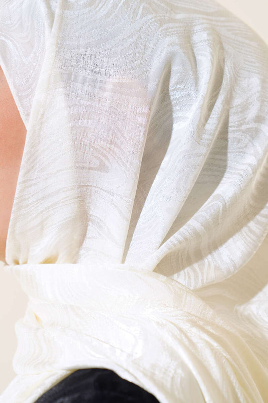 Wave Pattern Jacquard Melisa Shawl Ecru