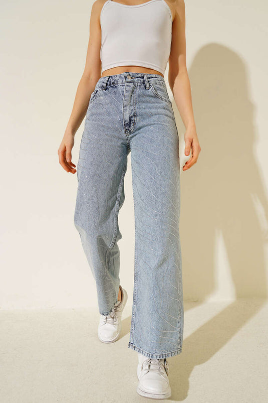 Pantalon en jean à jambes larges avec rangée de pierres Dalga, couleur bleu clair