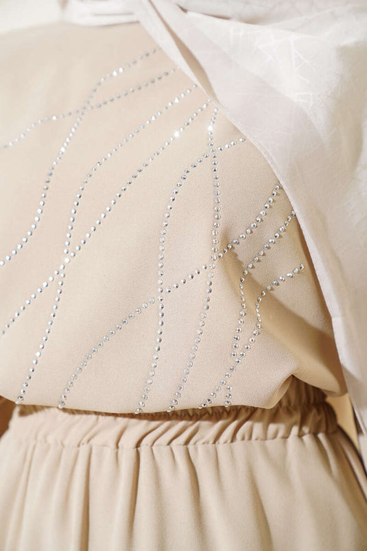 Dalgalı Taşlı Etekli İkili Takım Bej