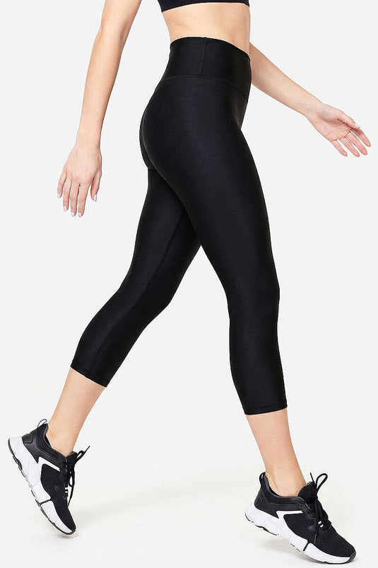 Black Dive Capri Leggings