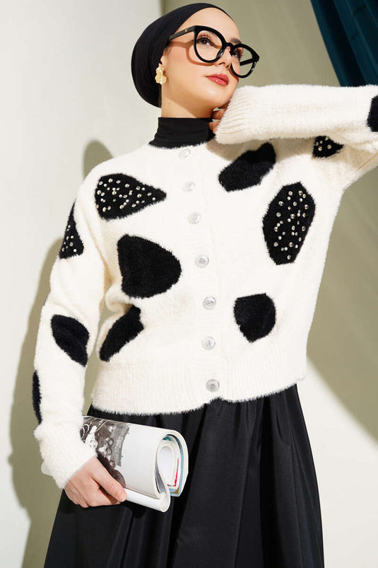 Gilet court en maille perlée à motif dalmatien crème