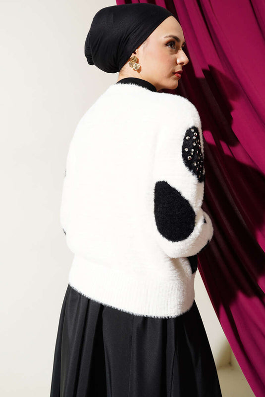 Gilet court en maille perlée à motif dalmatien, couleur vanille