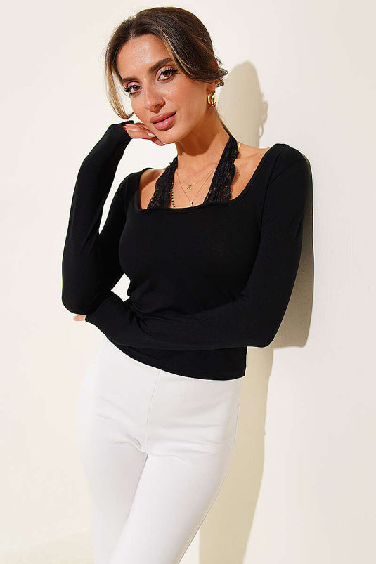 Blusa con detalle de lazo de encaje negra