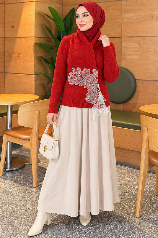 Pull En Maille Rouge À Détails En Dentelle