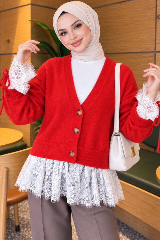Rode Gebreide Cardigan Met Kantdetails En Ruchesleezen