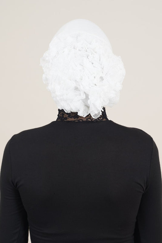 Lace Frilly White Bonnet