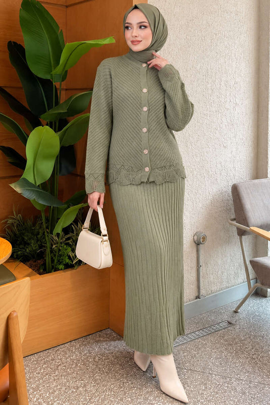 Ensemble Deux Pièces Avec Jupe Brodée Et Perles, Vert D'eau