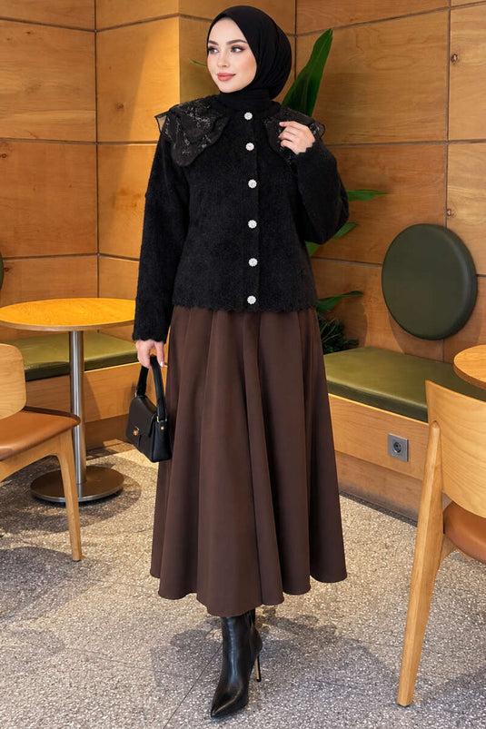 Cardigan Nero Con Colletto In Pizzo, Bottoni E Dettagli Con Perline