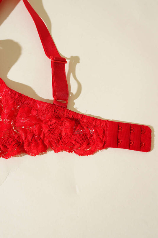 Soutien-gorge à armatures en dentelle rouge